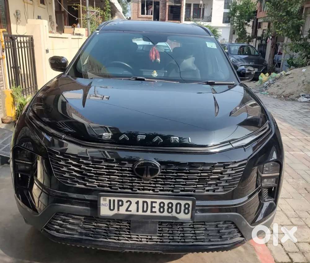 Tata Safari Plus Dark 2024 Edition