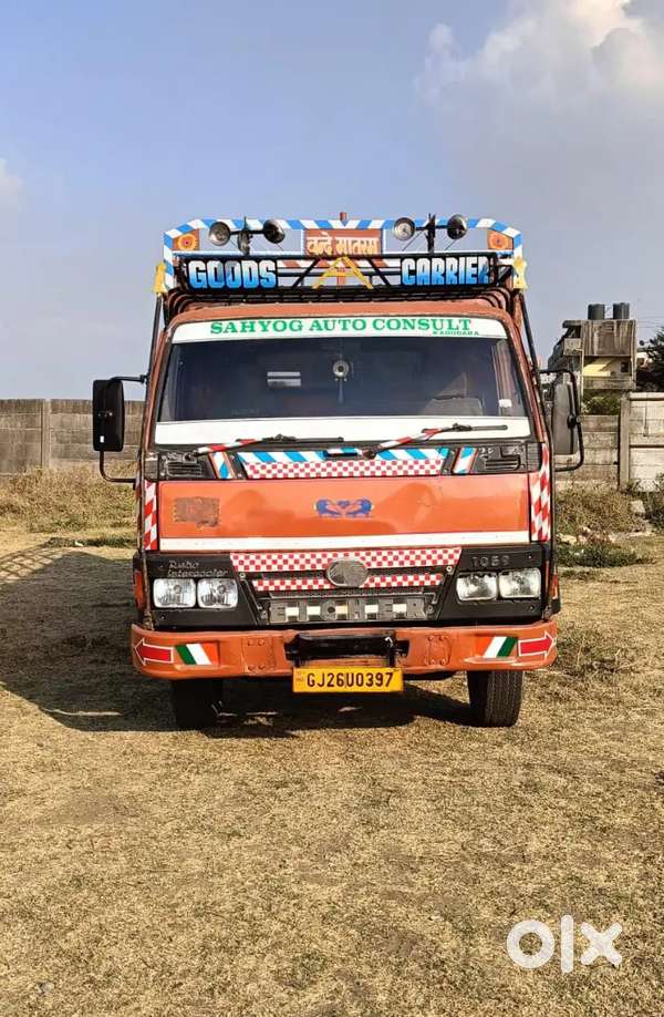Eicher 1059 Model 2014 12feet body With Complete Papers