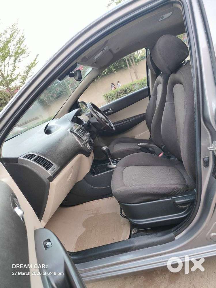 Hyundai I20 2012-2014 Sportz At 1.4, 2013, Cng & Hybrids