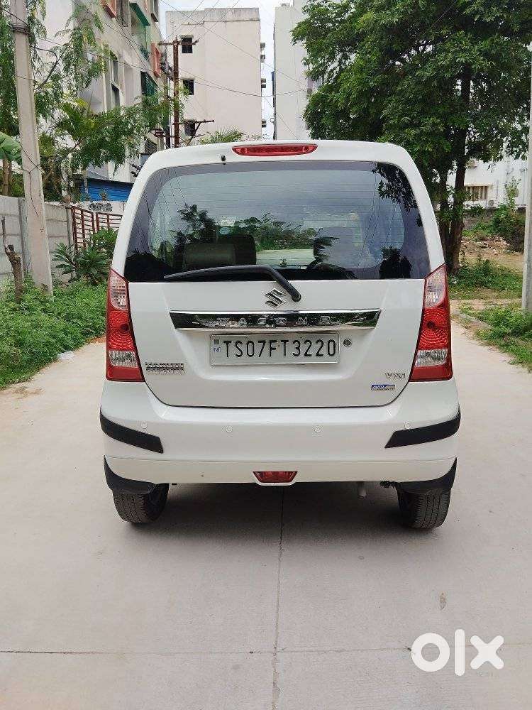 Maruti Suzuki Wagon R Vxi Amt, 2017, Petrol