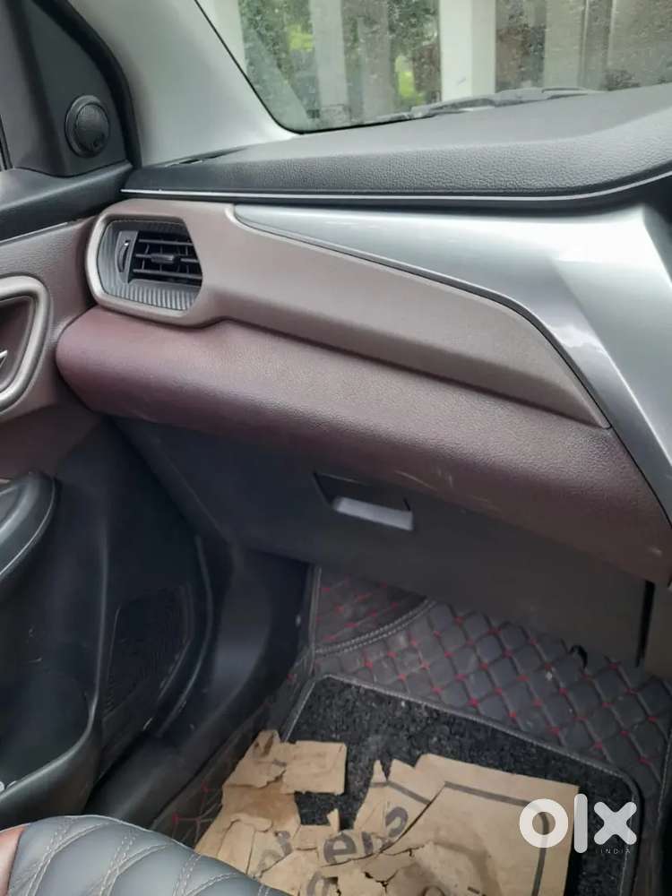 Maruti Suzuki Fronx Alpha 2025