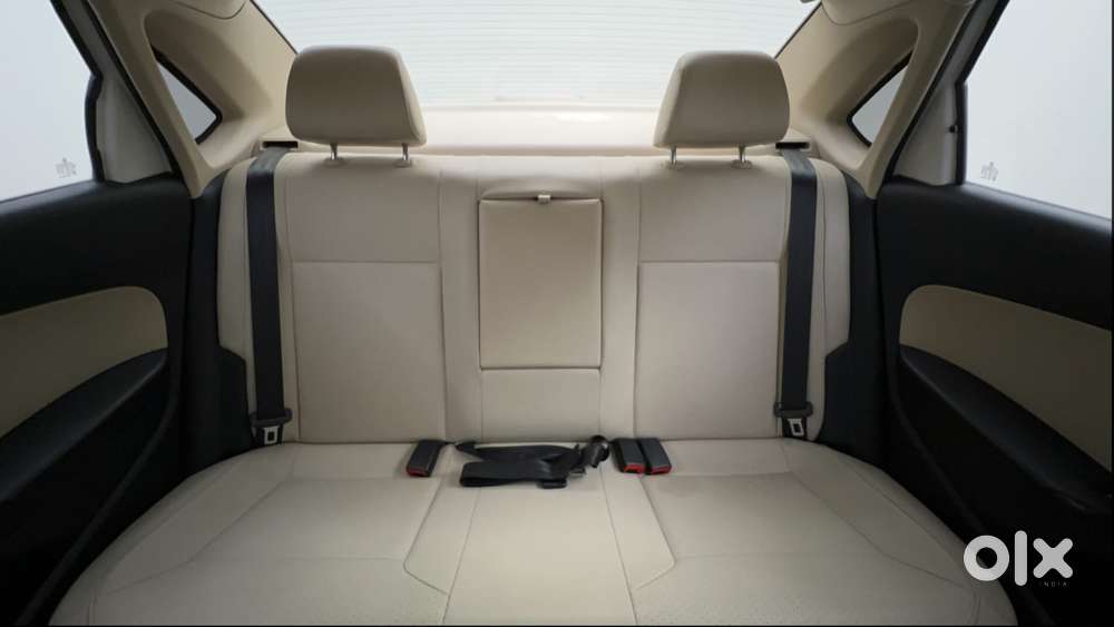 Skoda Rapid 1.6 Mpi At Style, 2017, Petrol