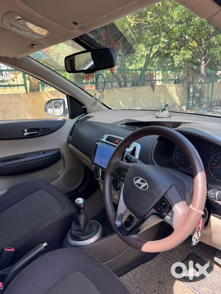 Hyundai I20 2013 Petrol Well Maintained