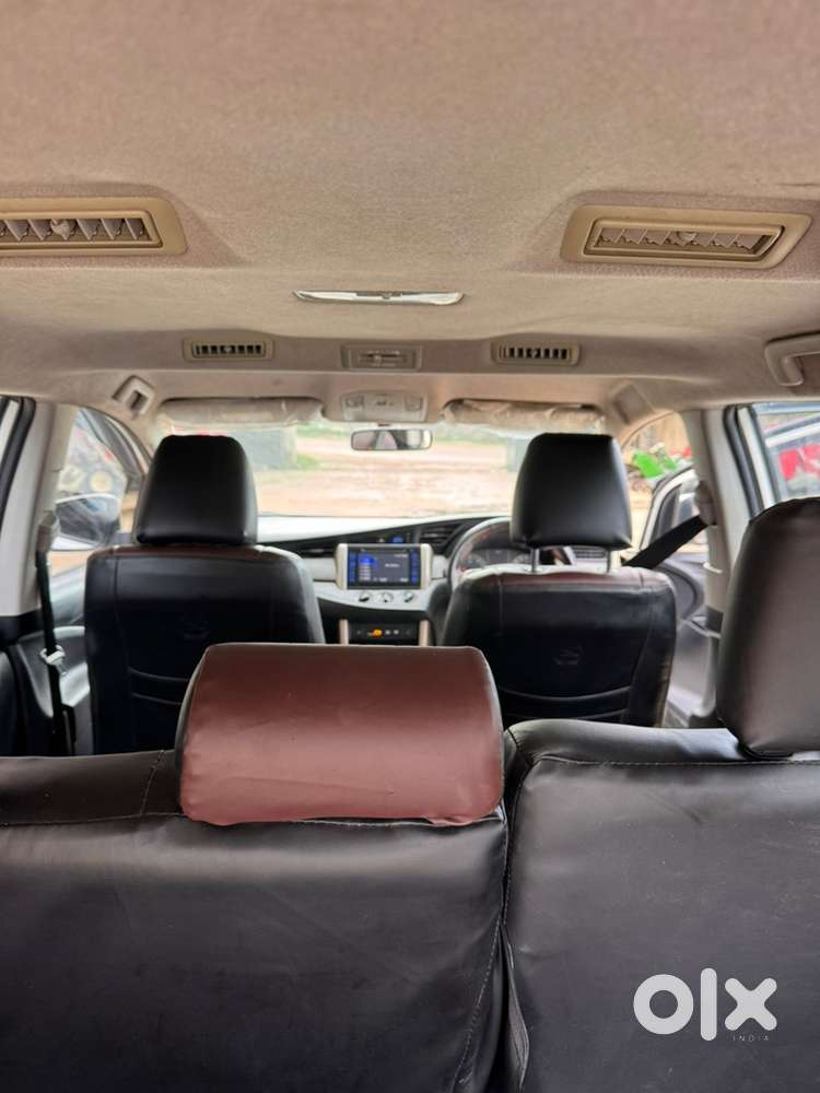 Toyota Innova Crysta 2019