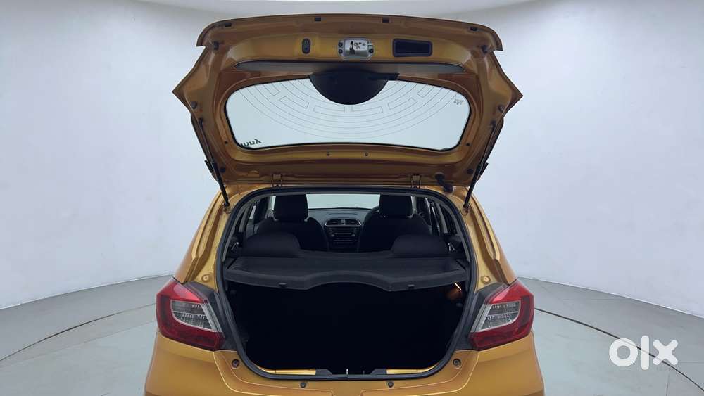 Tata Tiago Xza, 2017, Petrol