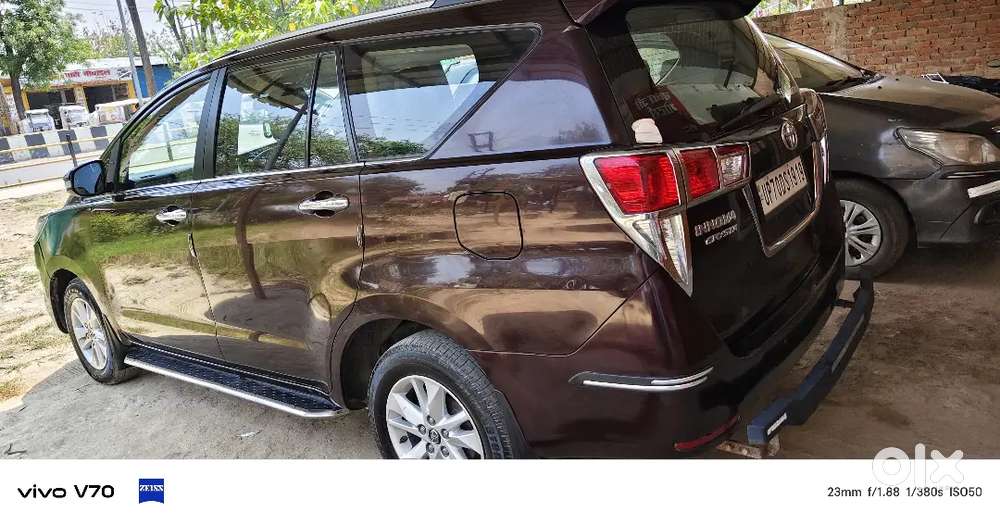 Toyota Innova Crysta 2017 Diesel 67000 Km Driven