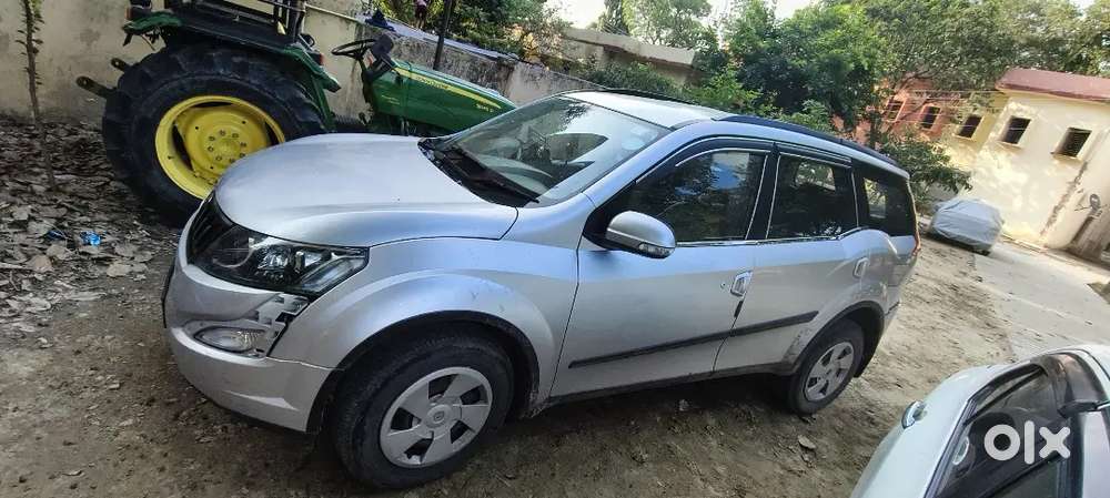 Mahindra Xuv500 2016 Diesel 70000 Km Driven Delhi Registration