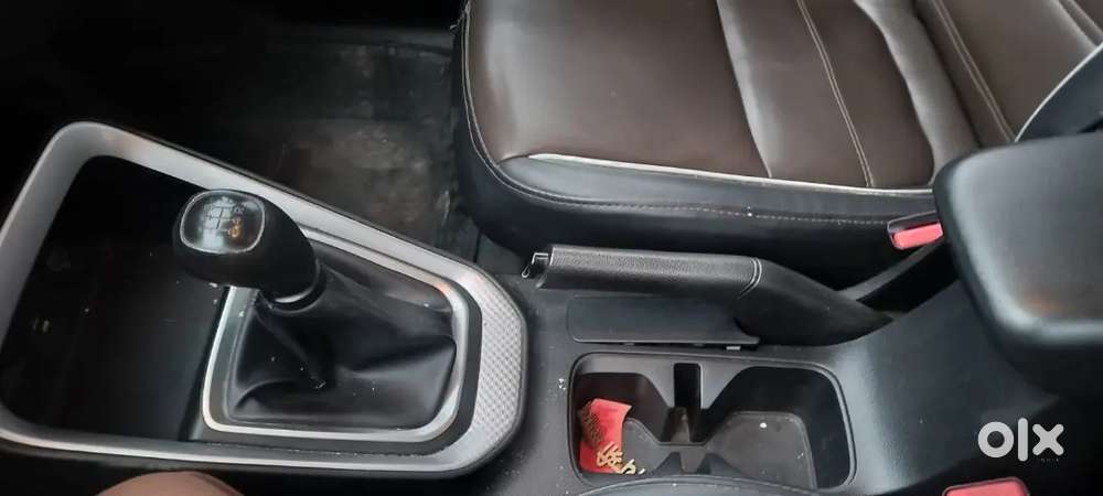 Kia Sonet 2023 Petrol 25000 Km Driven