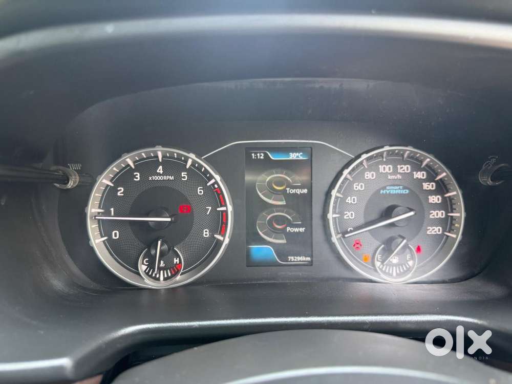 Maruti Suzuki Brezza 1.5 Zxi Plus Smart Hybrid Dual Tone, 2022, Cng ..