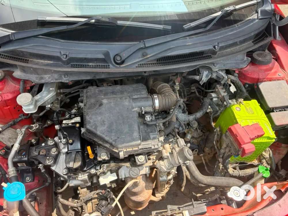 Maruti Suzuki Swift Vxi, 2024, Petrol