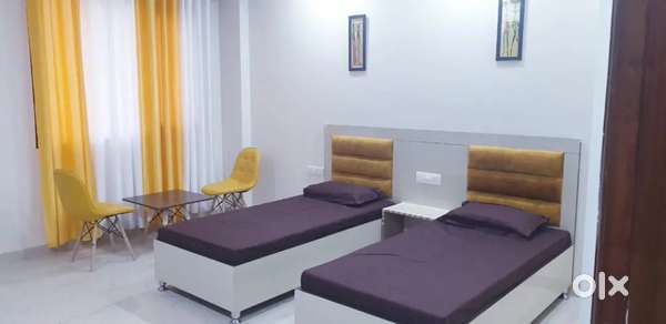 NO BROKERAGE! Find & fill your Boys PGs with all amenities in Noida!