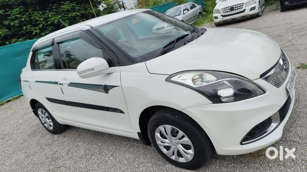 Maruti Suzuki Swift Dzire 1.2 Vxi Bsiv, 2015, Petrol
