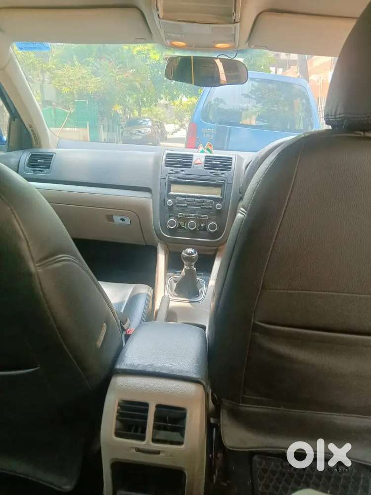 Volkswagen Jetta 2010 Petrol 98000 Km Driven