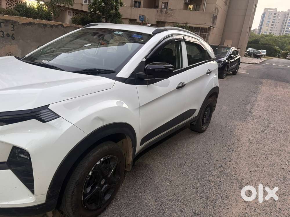Tata Nexon 2024 Petrol 21000 Km Driven