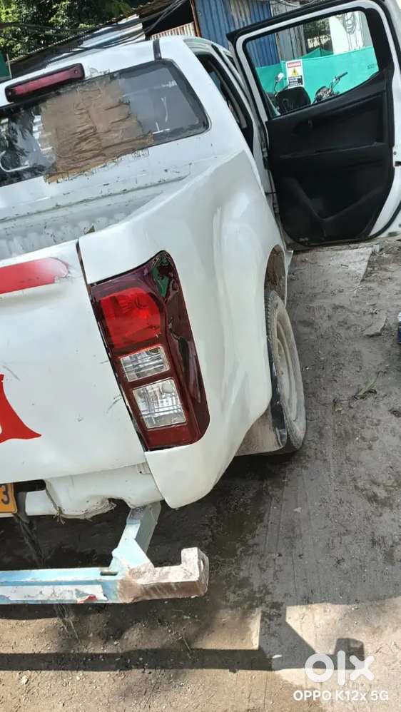 Isuzu D-max 2021 Diesel 120000 Km Driven