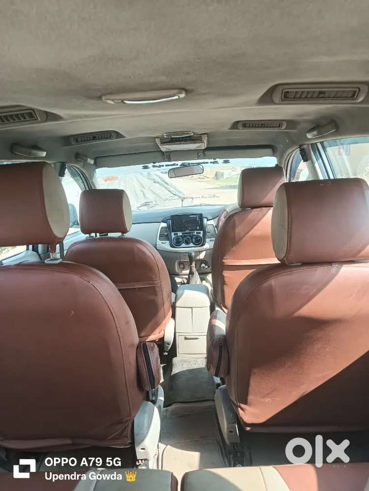 Toyota Innova 2010