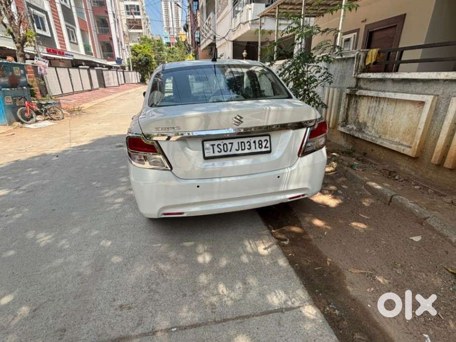 Maruti Suzuki Swift Dzire Vxi(o) Mt, 2022, Petrol