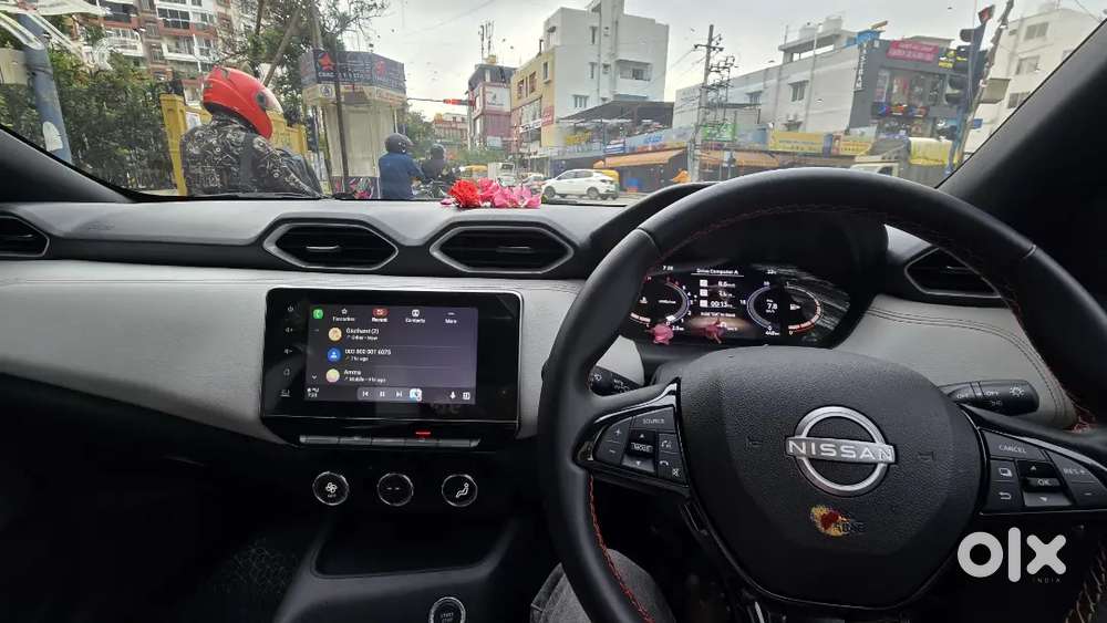 Nissan Magnite Tekna Non Turbo  Topend 2025 - 7500km Driven