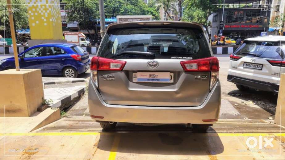 Toyota Innova Crysta 2.4 Vx Mt 8s, 2016, Diesel