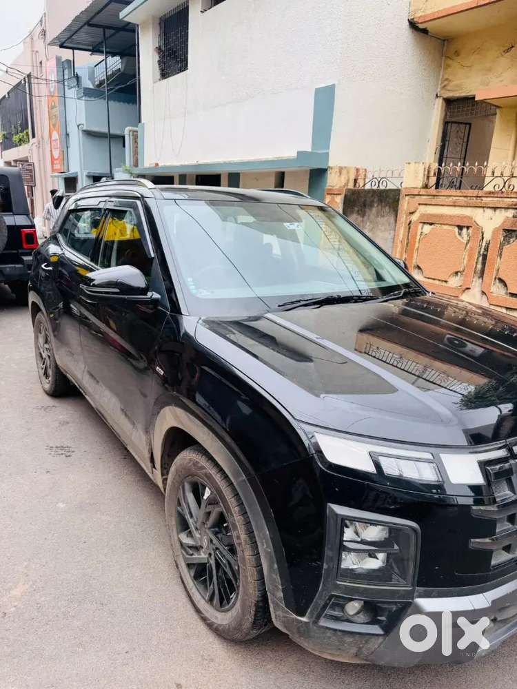 8 Month Old Mint Condition Black Hyundai Creta Diesel At 2025