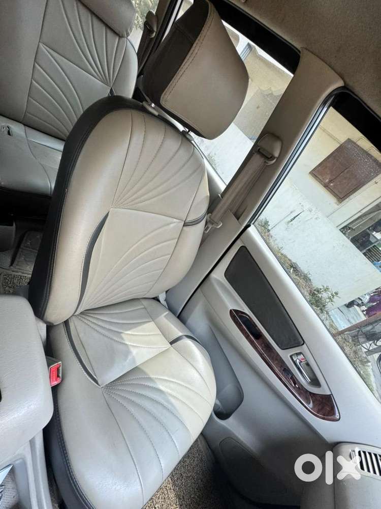 Toyota Innova 2015 Diesel Well Maintained