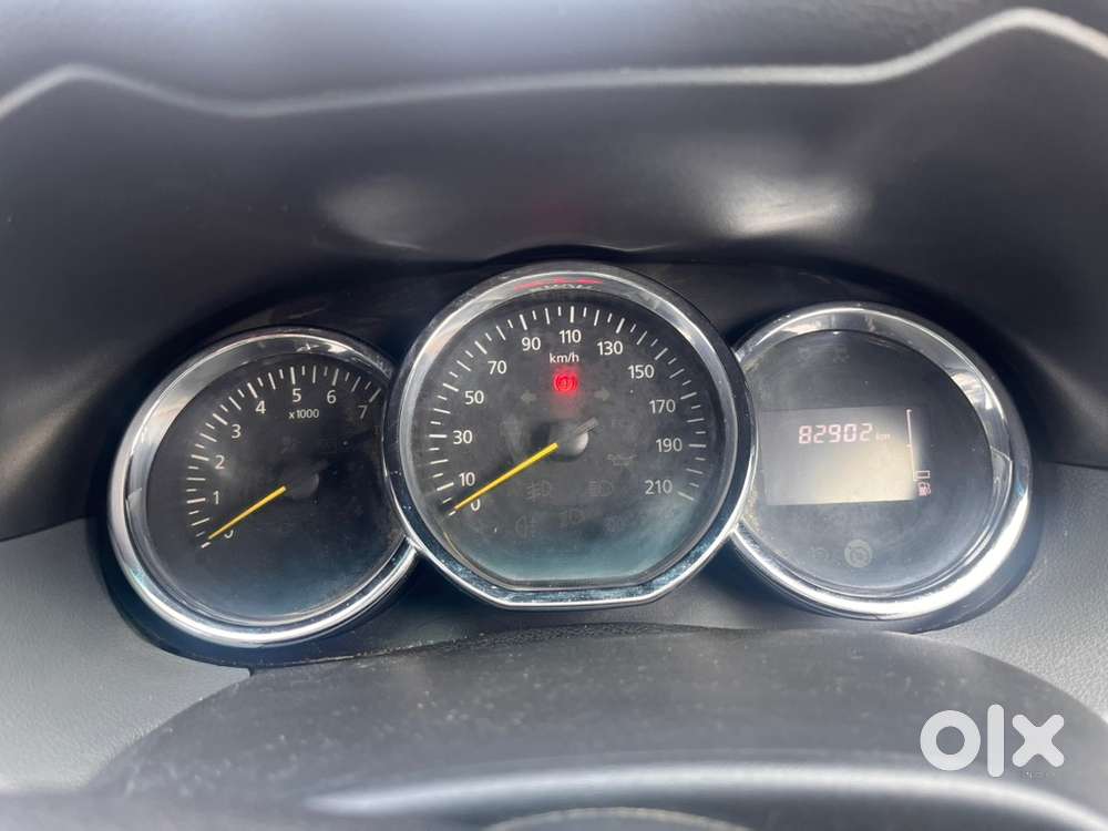 Renault Duster 2017 Diesel 82500 Km Driven