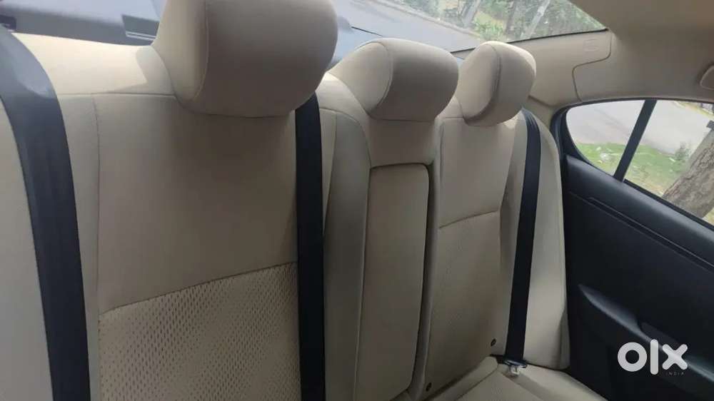 Honda Amaze 1.2 V I-vtec 2025 Mt