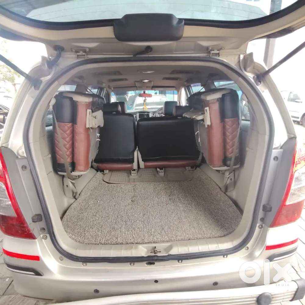 Toyota Innova 2013 Diesel Well Maintained