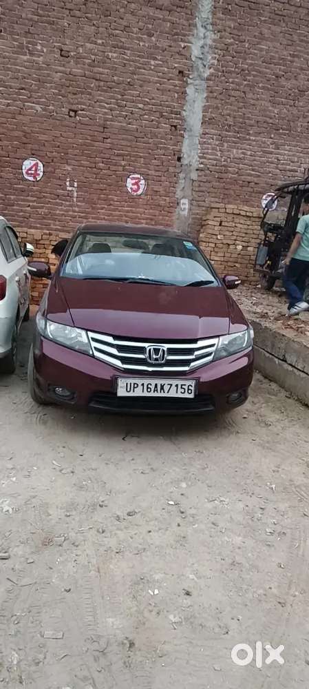Best Condition Smooth Drive New Battery