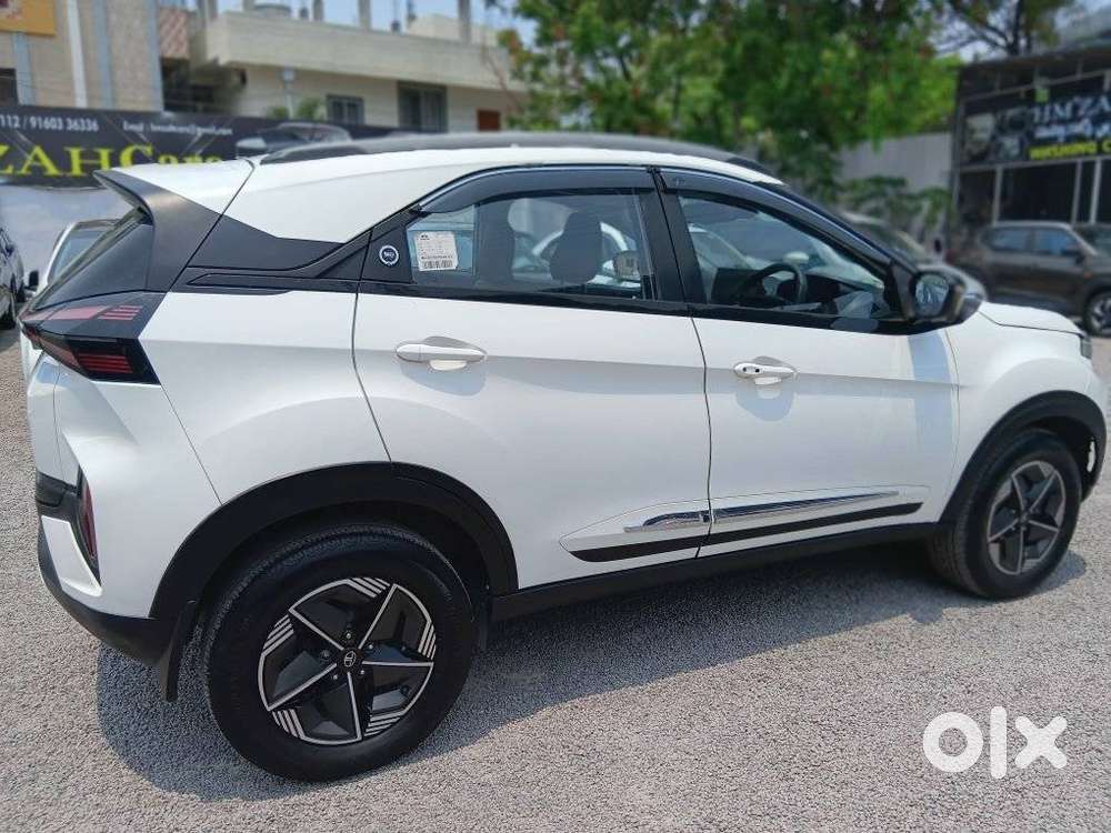 Tata Nexon Creative Plus S 1.2 Revotron Petrol 6 Mt, 2024, Petrol