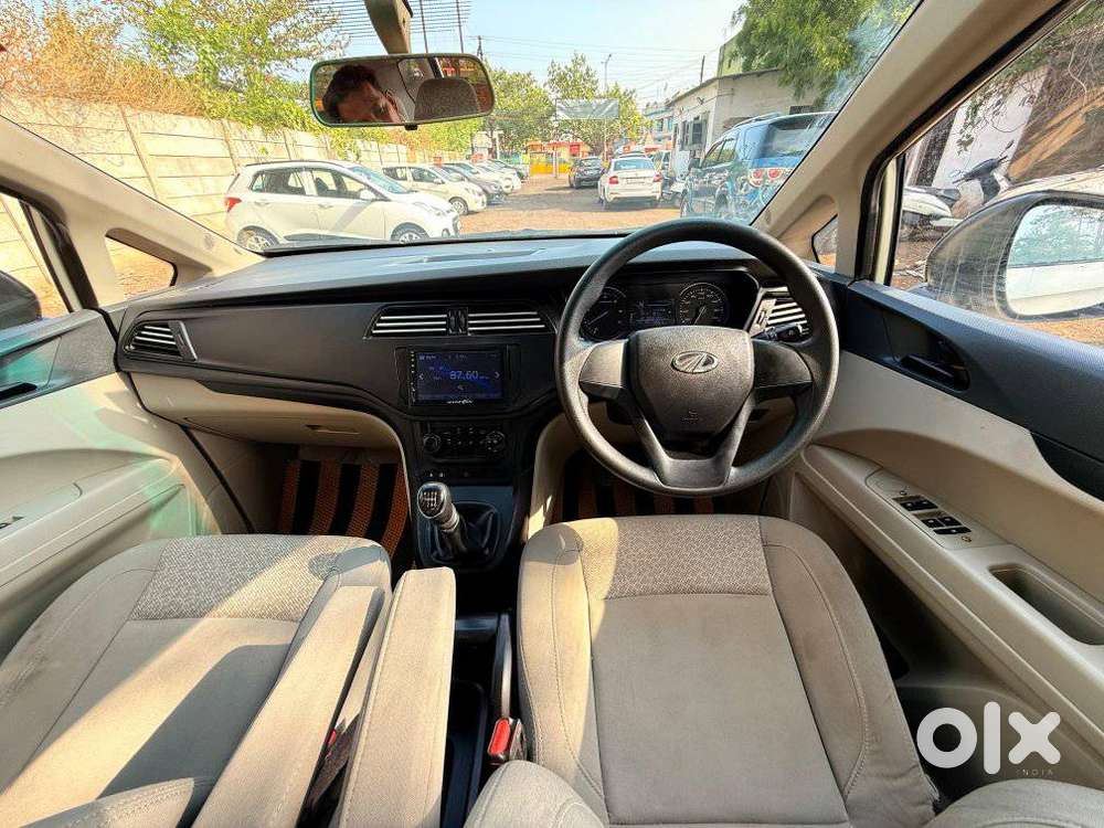 Mahindra Marazzo M2, 2018, Diesel