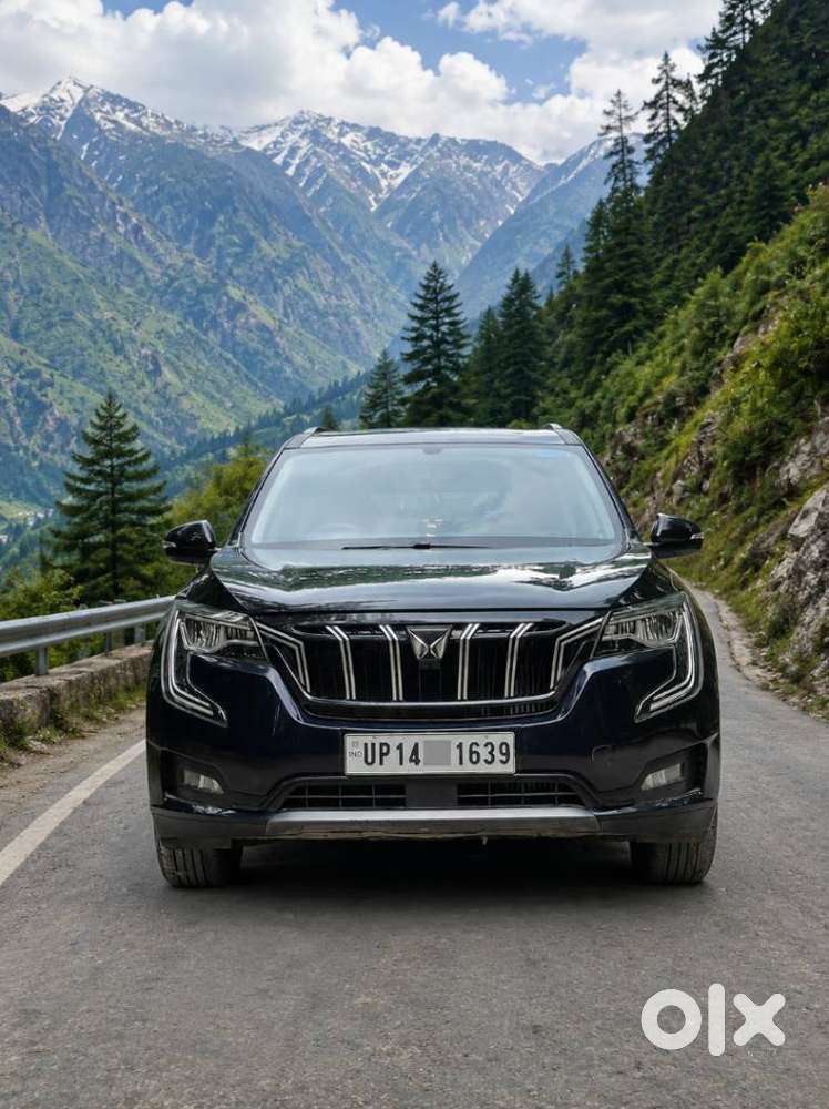 Mahindra Xuv700 2.0 Ax 5 Petrol At Str, 2023, Petrol