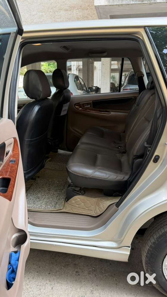 Toyota Innova Diesel 2015