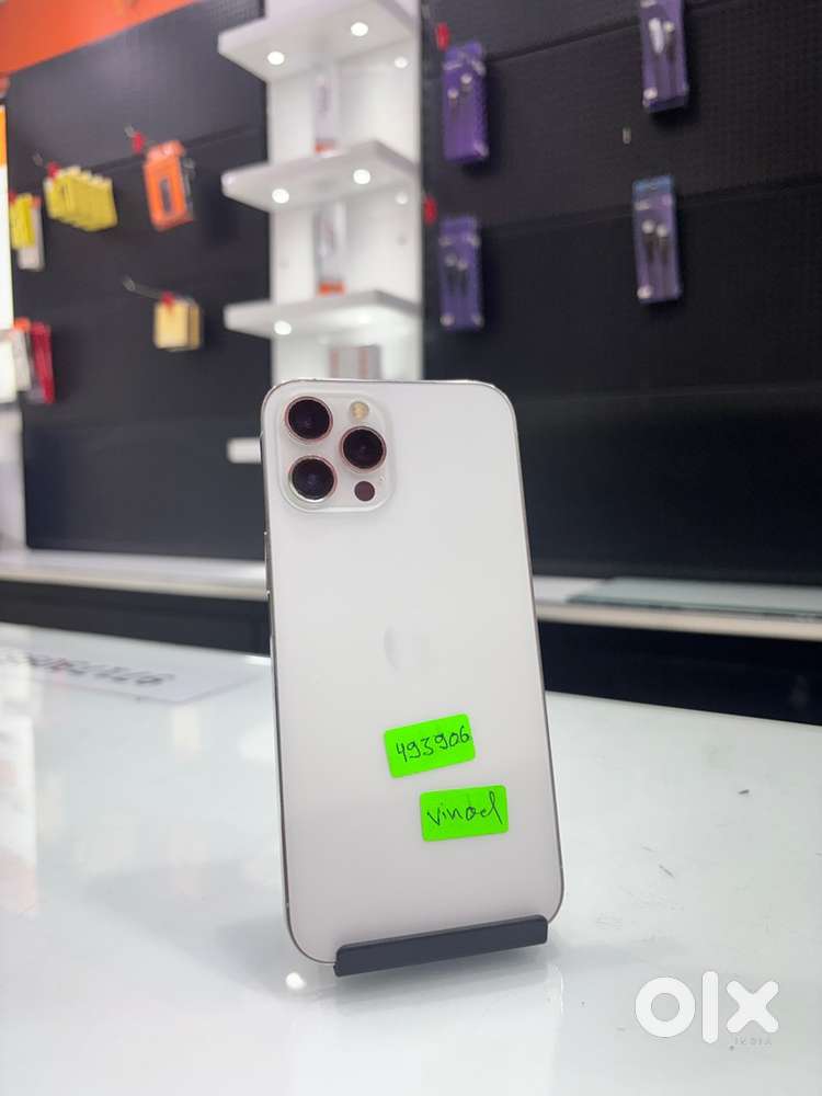 I phone 12 pro max 128gb