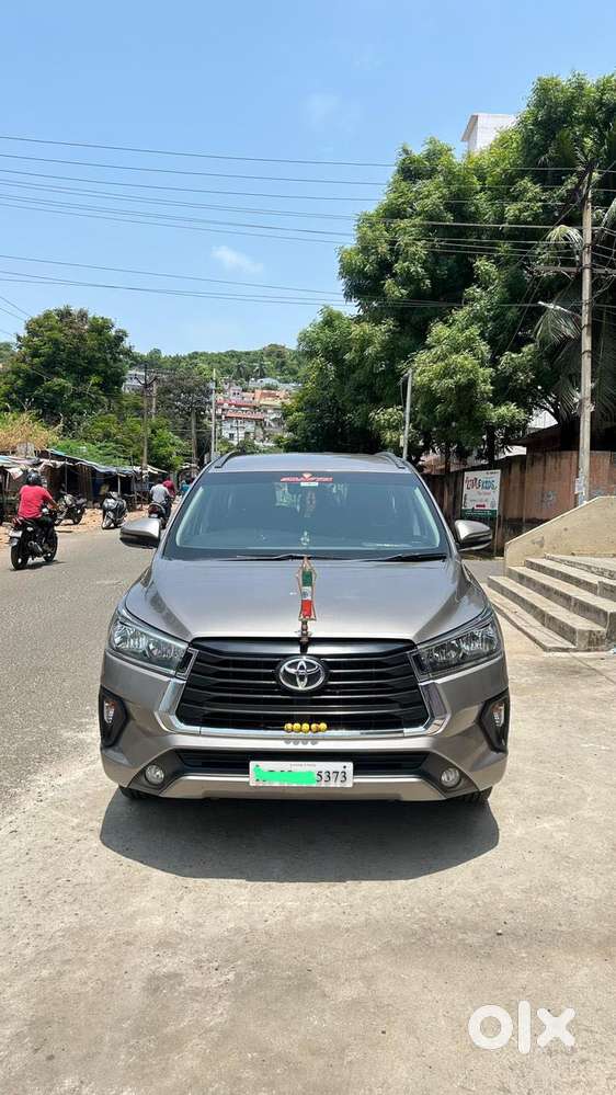 Toyota Innova Crysta