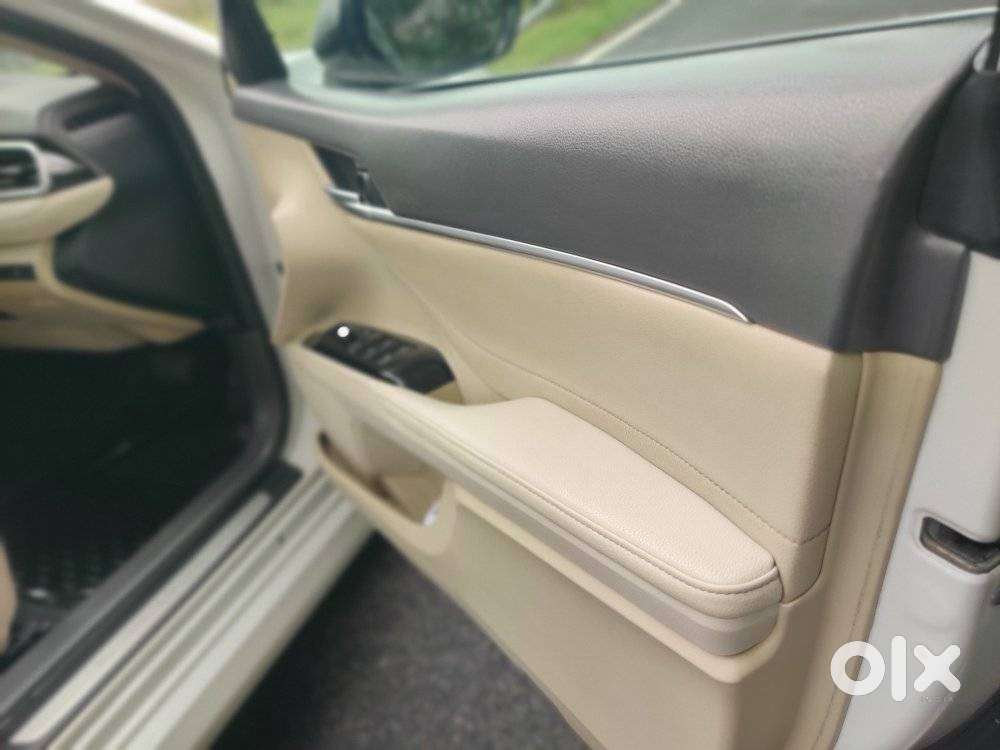 Toyota Camry [2019-ongoing] 2.5 Hybrid, 2019, Petrol