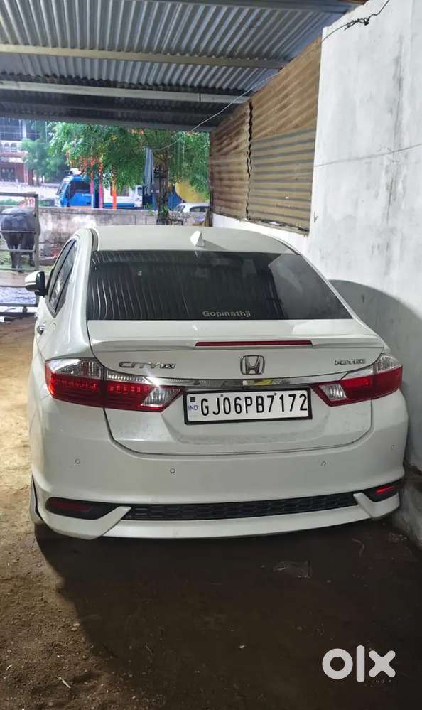 Nilesh Machhi