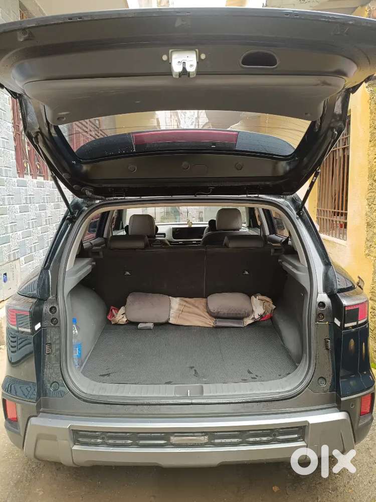 Hyundai Creta 2024 Petrol 23990 Km Driven.