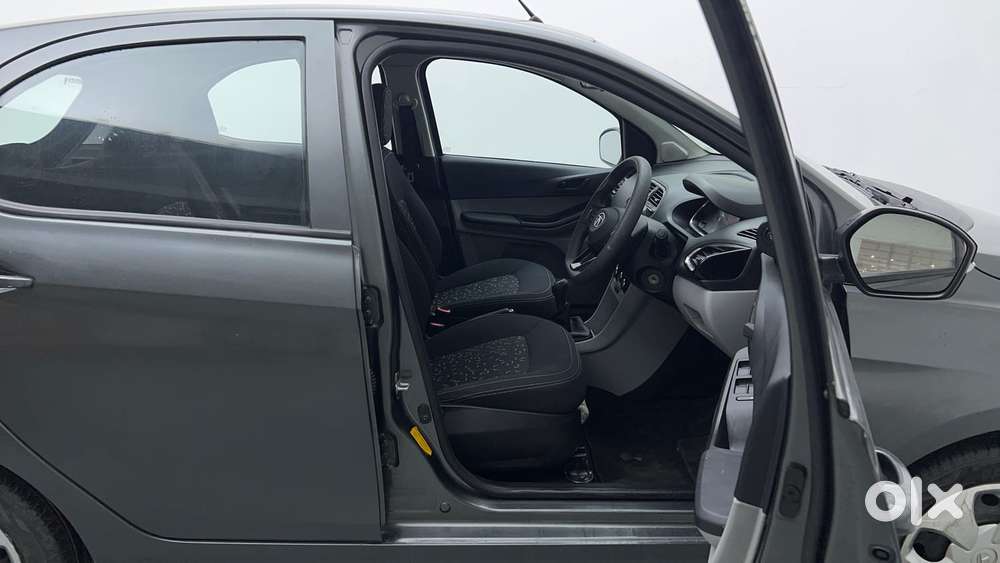 Tata Tiago 1.2 Revotron Xt Option, 2022, Petrol