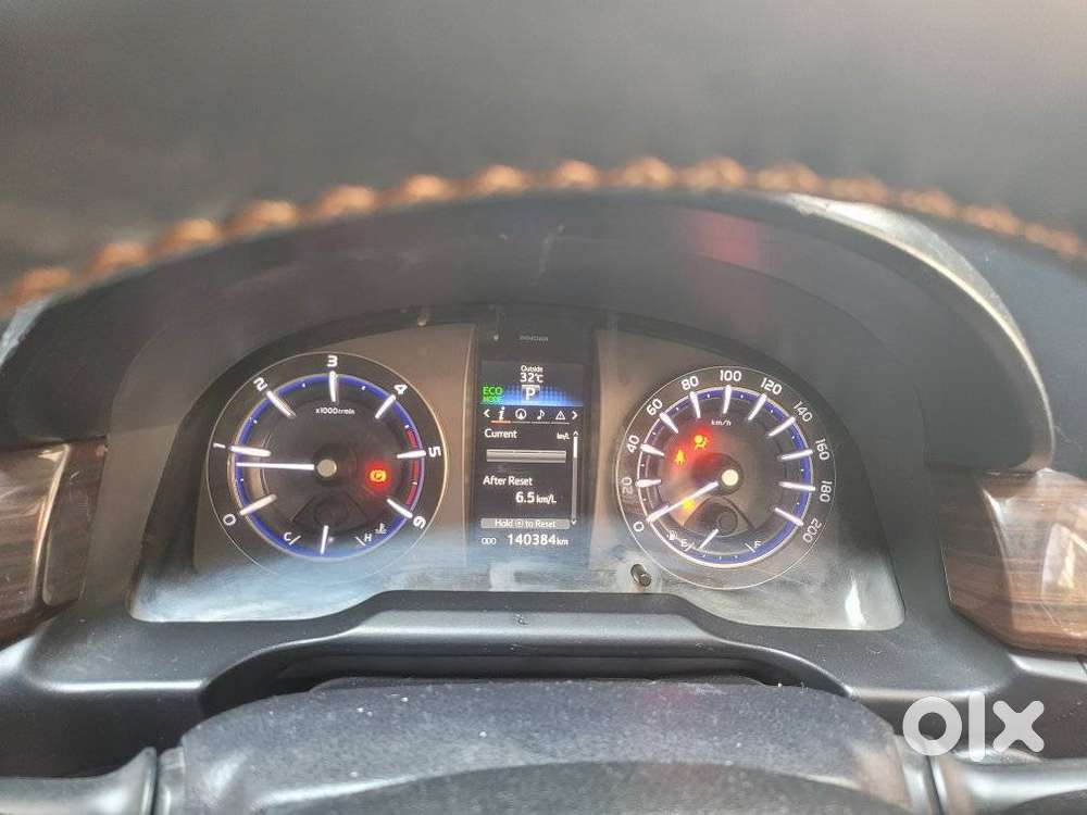 Toyota Innova Crysta 2.8 Zx At, 2016, Diesel