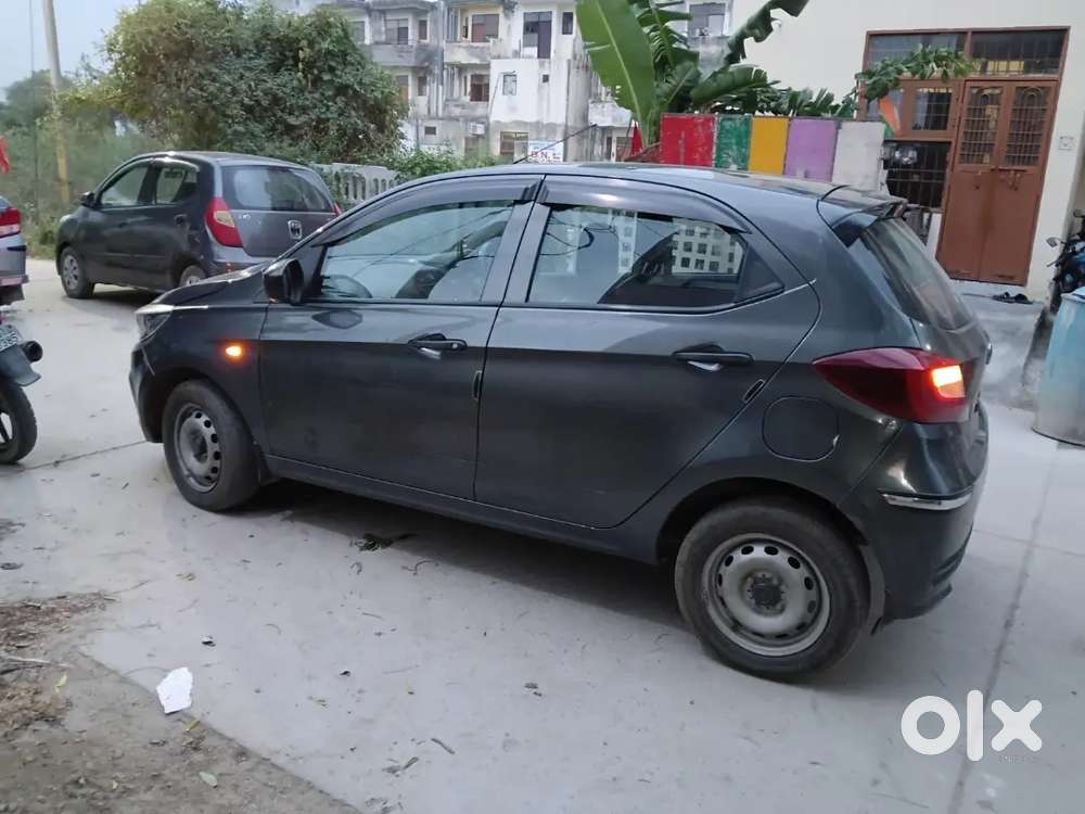 Tata Tiago Revotron 2022
