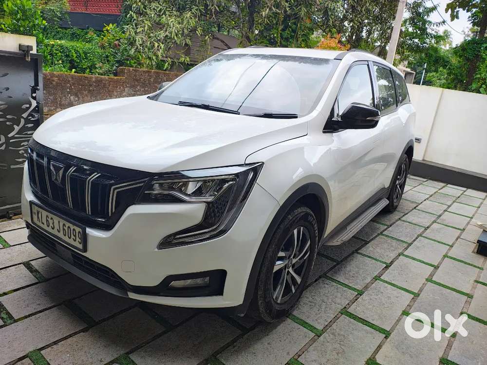 Mahindra Xuv700 Petrol 2023