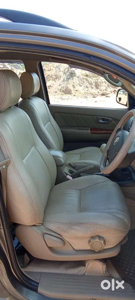 Toyota Fortuner, 2010, Diesel