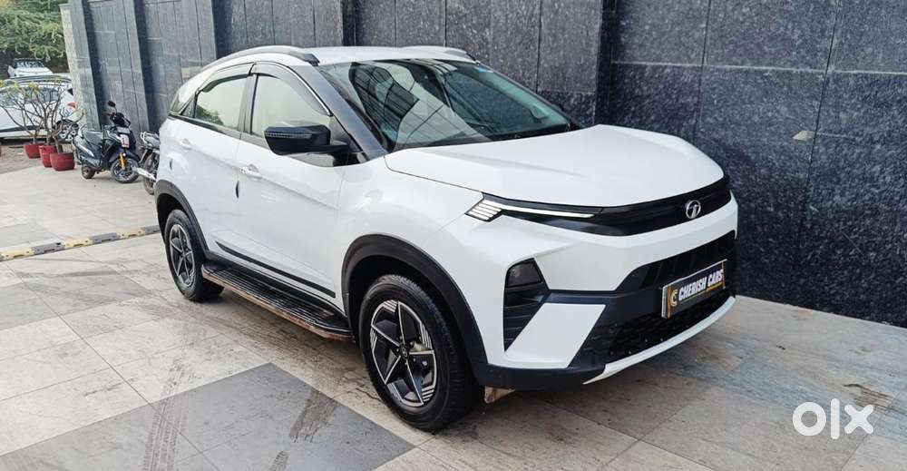 Tata Nexon Creative 1.2 Revotron Petrol 6 Amt, 2023, Petrol
