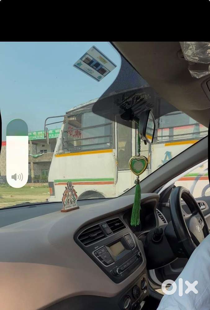 Auto Fold And Auto Adjust Side Mirror, 6 Speaker Set, Vip Number.