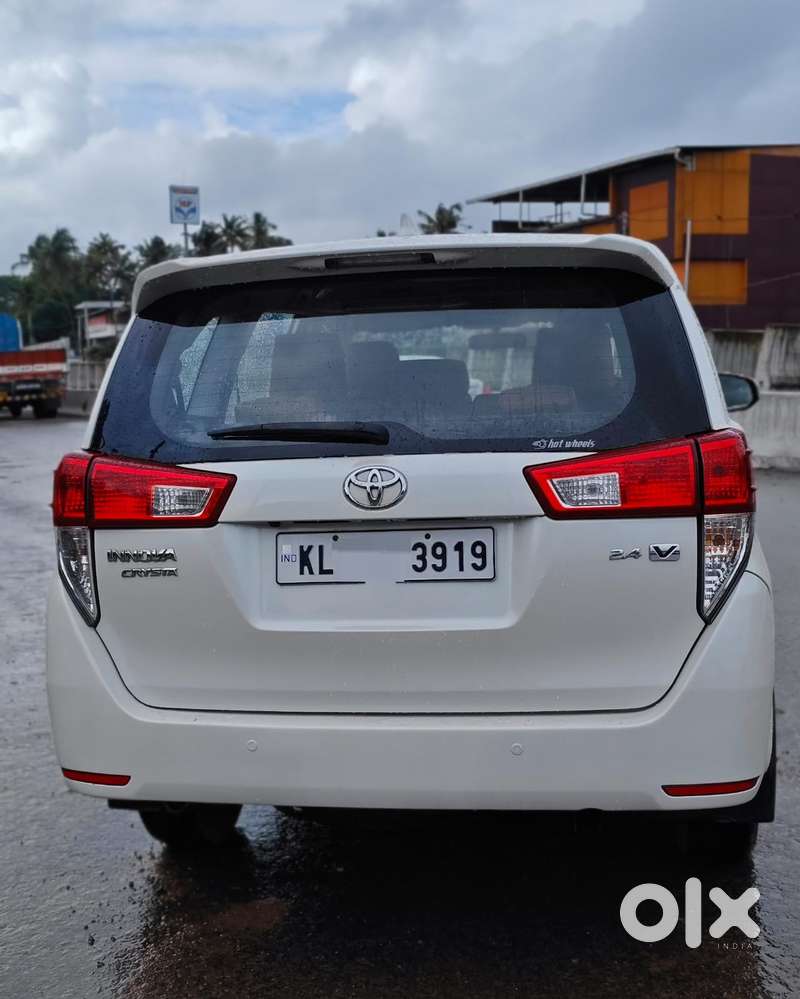 Toyota Innova Crysta 2.4 V, 2018, Diesel