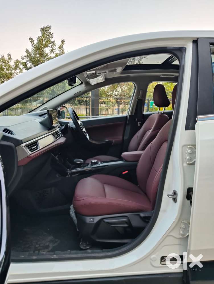 Tata Curvv Accomplished Plus A 1.5 Kryojet Diesel 6mt, 2025, Diesel