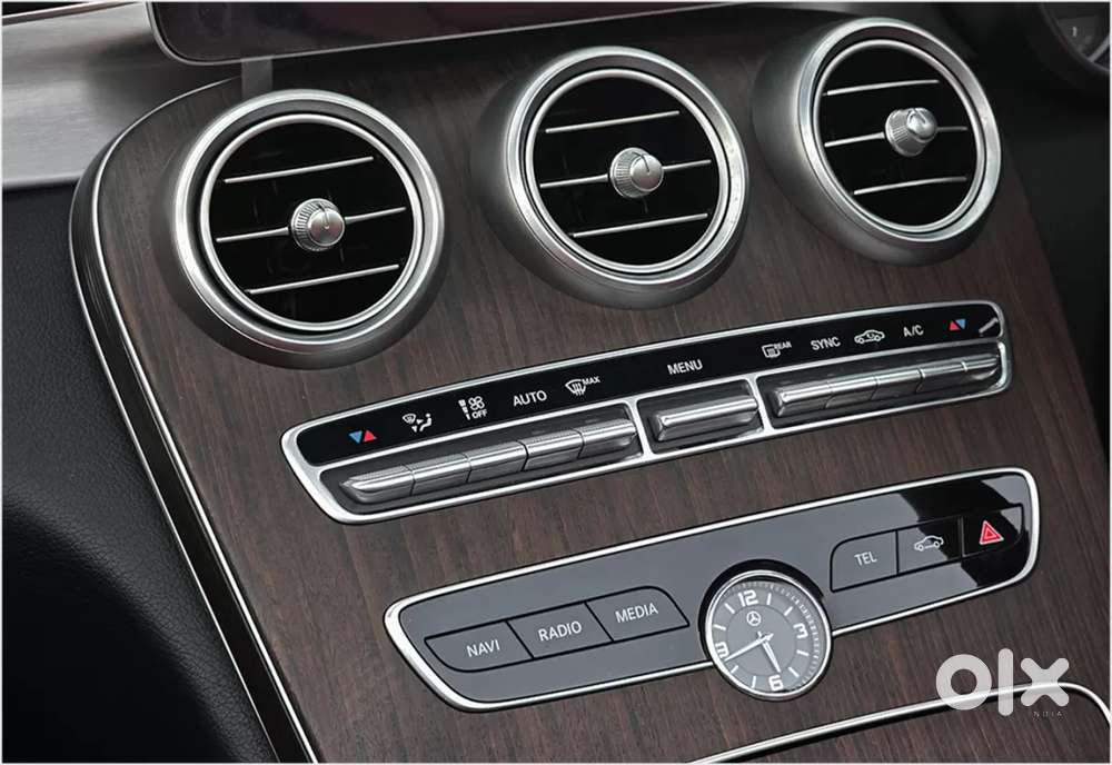 Mercedes-benz New C-class C300 Cabriolet, 2020, Petrol