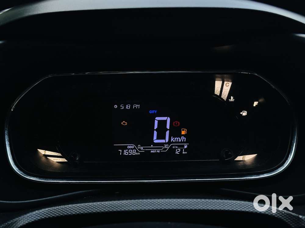 Tata Nexon 1.2 Revotron Xm (s), 2023, Cng & Hybrids