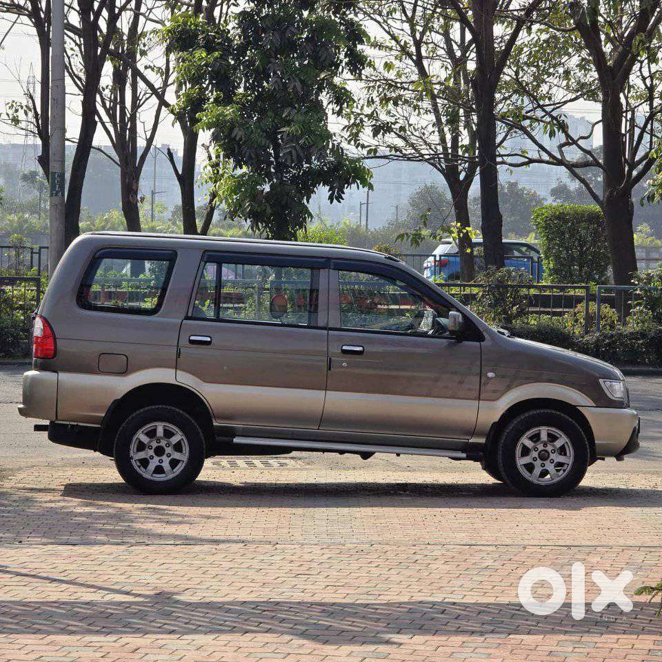 Chevrolet Tavera Neo Lt L 9 Seater Bs Iii, 2015, Diesel